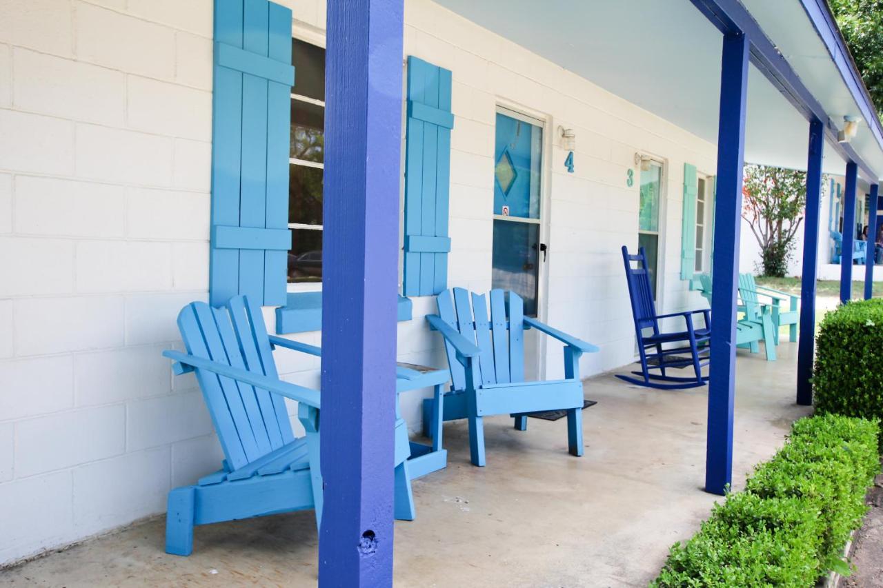 Valentine Lakeside Kingsland Exterior photo